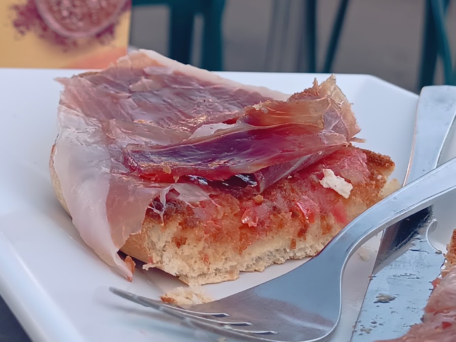 Bar Equus