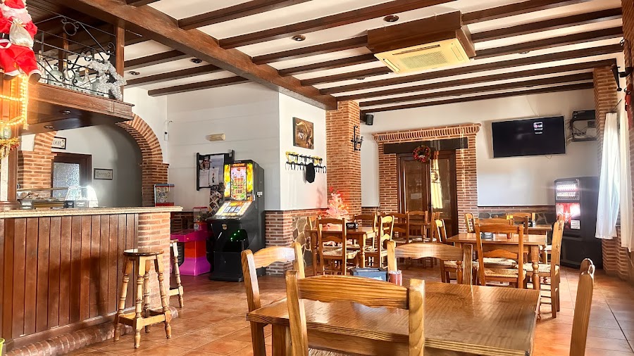 Bar restaurante La Moncloa de Jaraicejo