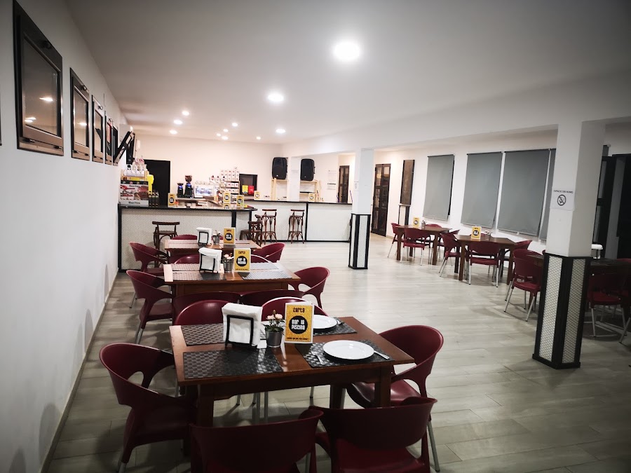 Bar-restaurante piscina bienvenida