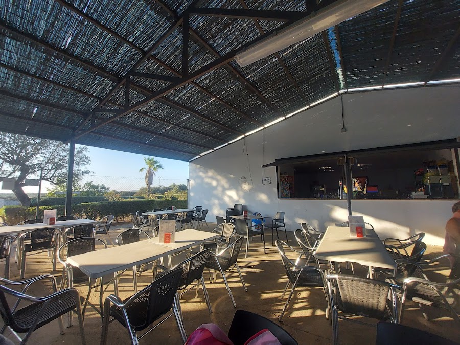 Bar-Terraza piscina trujillanos