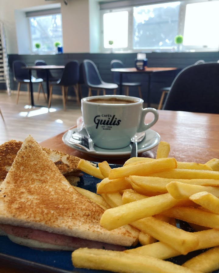 Café Bar La Esquina