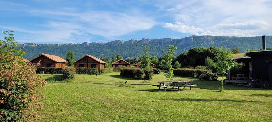 Camping y Bungalows La Chopera