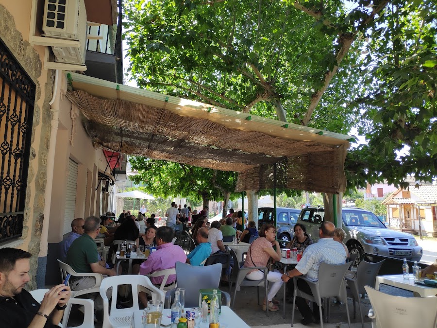 Restaurantes en Villanueva de la Sierra provincia de Cáceres