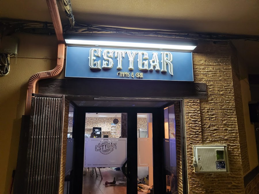 Estygar Tapas & Grill