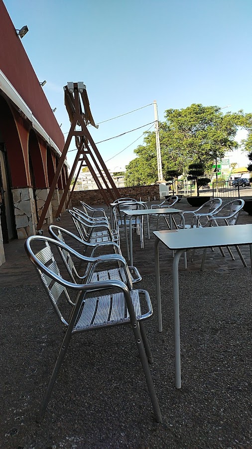 Hostal Restaurante el Chiringuito