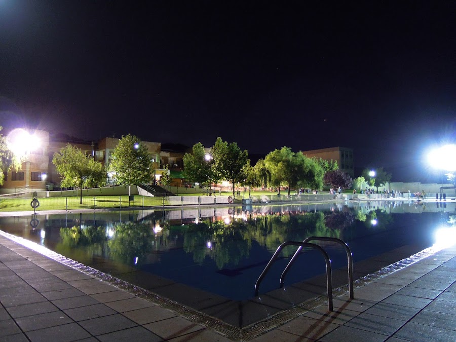 Hostal Restaurante La Piscina