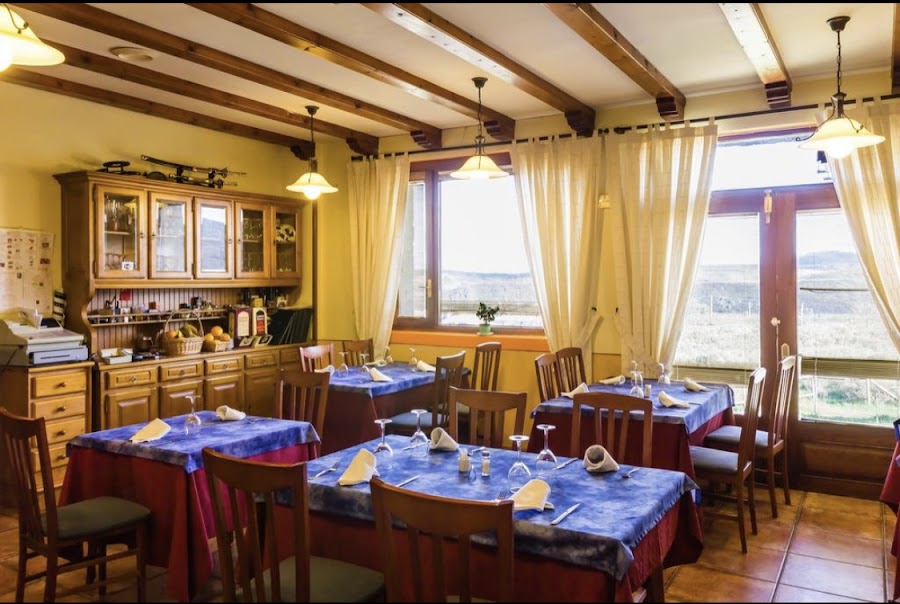 Hotel Tierra de Lobos ( Aceptamos Mascotas )