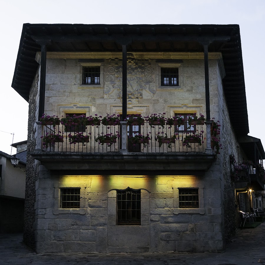HOTEL TREIXAS