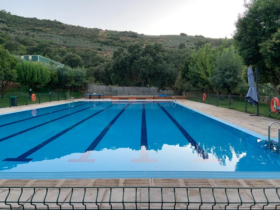 Piscina municipal La Pesga