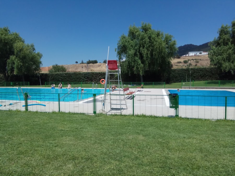 Piscina Zarza Capilla