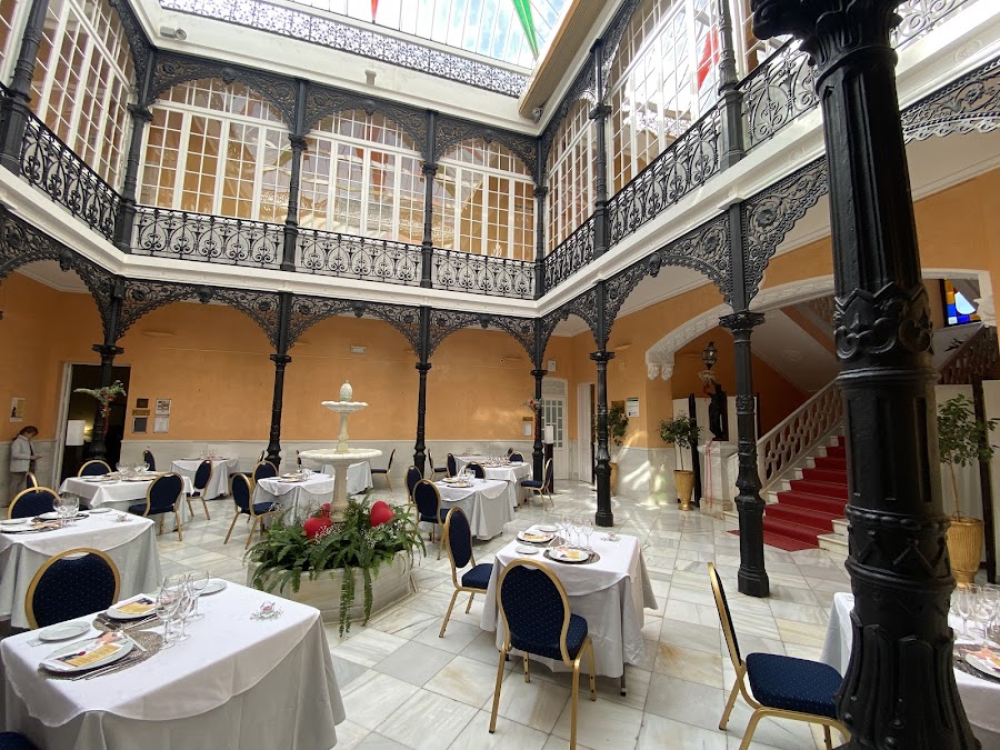 Restaurante "Doña Mariana" (Hospedería Mirador de Llerena)