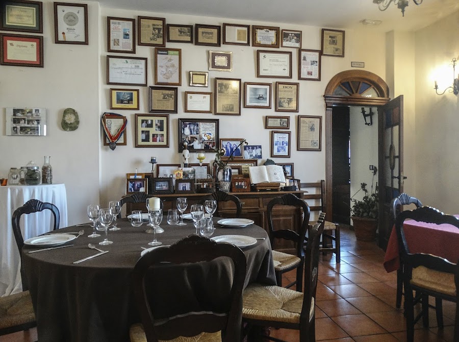 Restaurante-Hostal Dosca