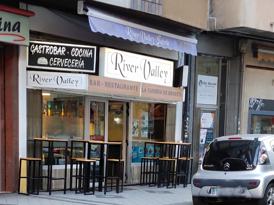 Restaurante River Valley