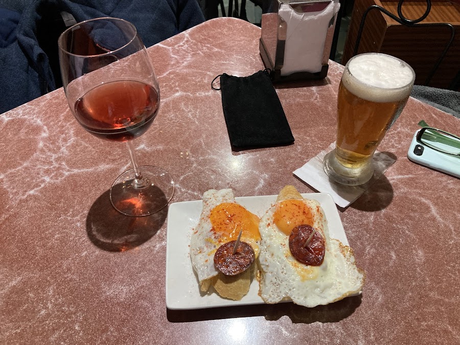 Bar Monru's