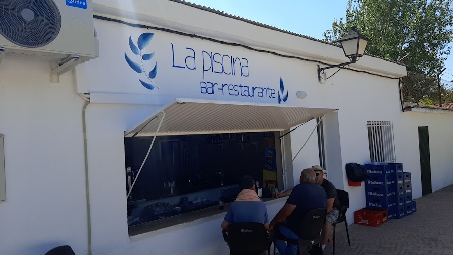 Bar Restaurante La Piscina
