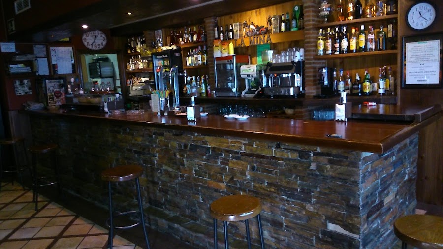 La Mina Cafe Rock Bar